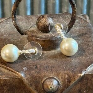 Elegant Pearl Dangle Earrings